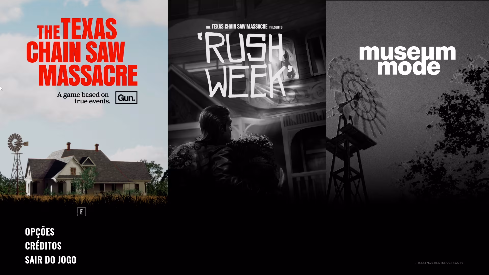 Tela inicial do jogo "The Texas Chain Saw Massacre", mostrando as opções de menu, um casarão rural e promoções de conteúdo adicional como "Rush Week" e "Museum Mode".